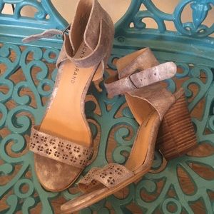 Lucky Brand comfortable heels size 9